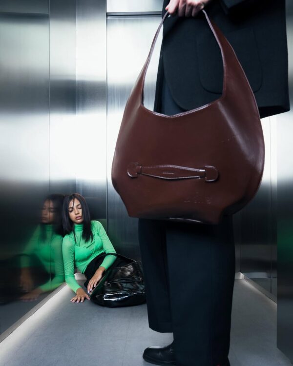 Snapinsta.app_358144318_17929494344710942_137615932566859081_n_1080 Lunga Brown